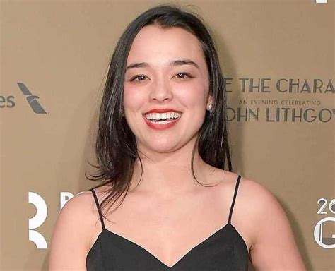 Yhivi: The Untold Story of Her Life, Age, Height, Figure, and Net .